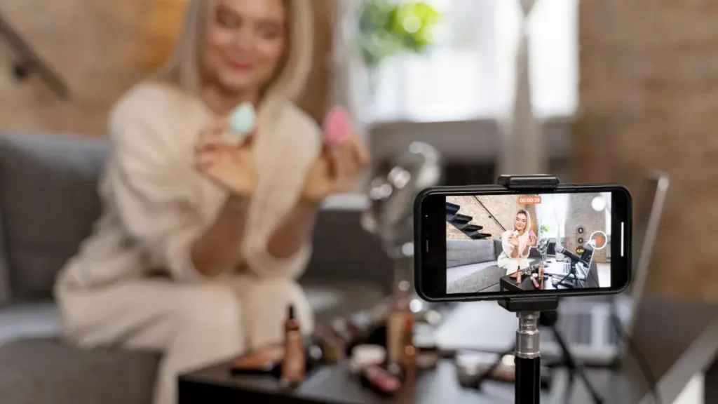 Albo influencer AGCOM: cosa cambia per chi fa impresa e lavora con i creator